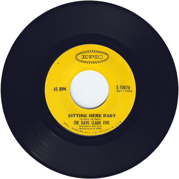 The Dave Clark Five - Nineteen Days / Sitting Here Baby
