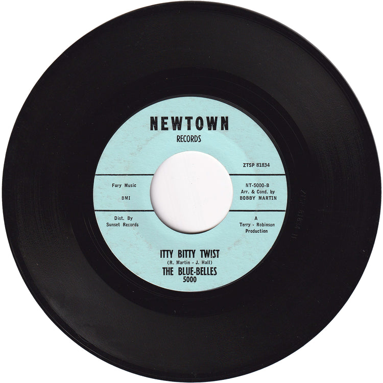 The Blue Belles (The Starlets) - I Sold My Heart To The Junkman / Itty Bitty Twist