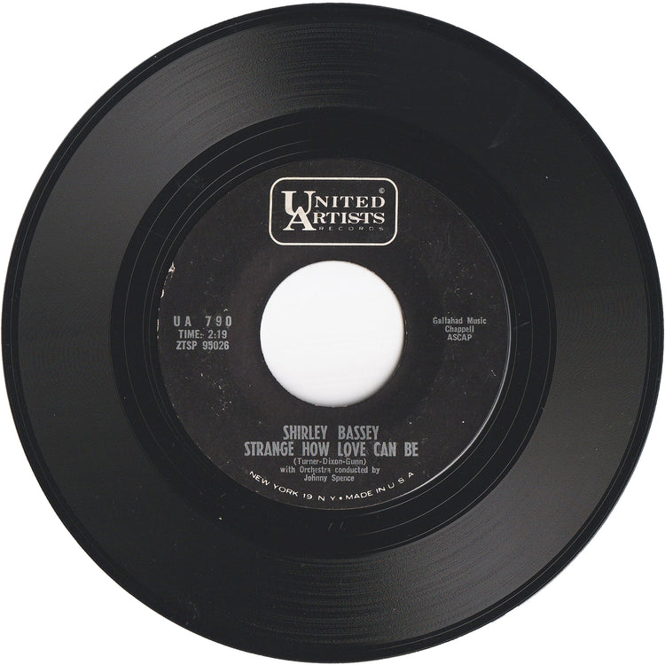 Shirley Bassey - Goldfinger / Strange How Love Can Be